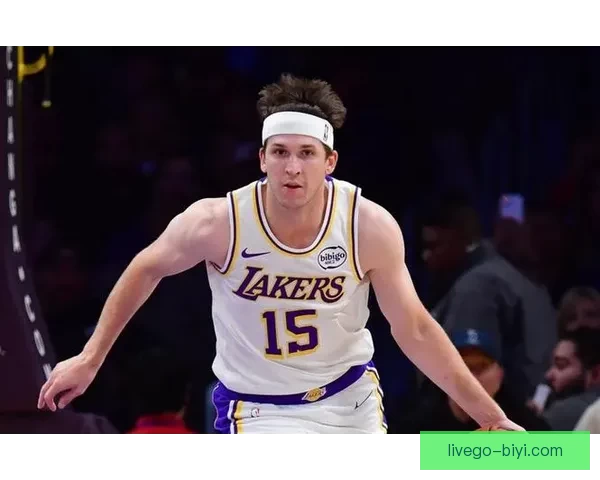 湖人再遭打击 里夫斯接受肋骨和侧腹影像检查 出战与否待定